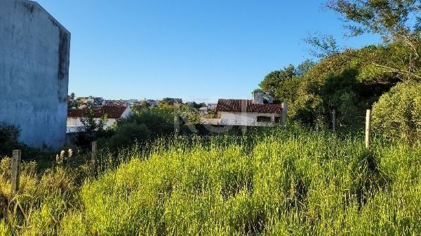 Terreno à venda  com 235m², Rua Claudio da Silva Pinto no bairro Espírito Santo em Porto Alegre
