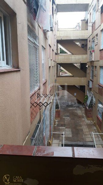 Apartamento à venda com 2 quartos, 67m², Avenida Jacui no bairro Cristal em Porto Alegre