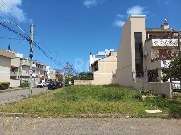 Terreno à venda  com 199m², Rua Manaca no bairro Hípica em Porto Alegre