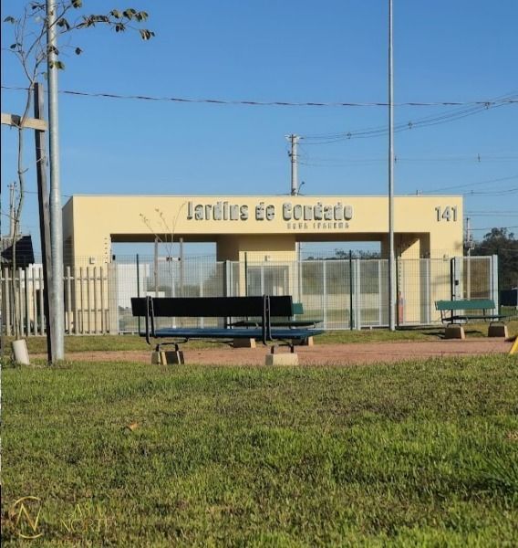 Terreno à venda  com 132m², Rua Lucindo Antônio Bottin no bairro Hípica em Porto Alegre