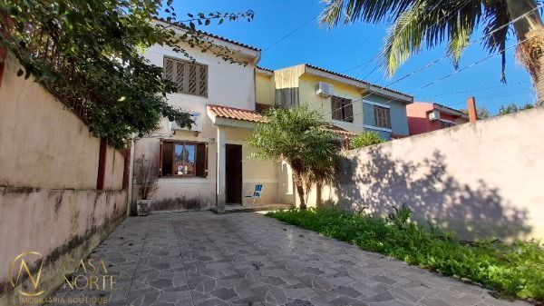 Casa à venda com 2 quartos, 68m², Rua Padre Valerio Alberton no bairro Hípica em Porto Alegre