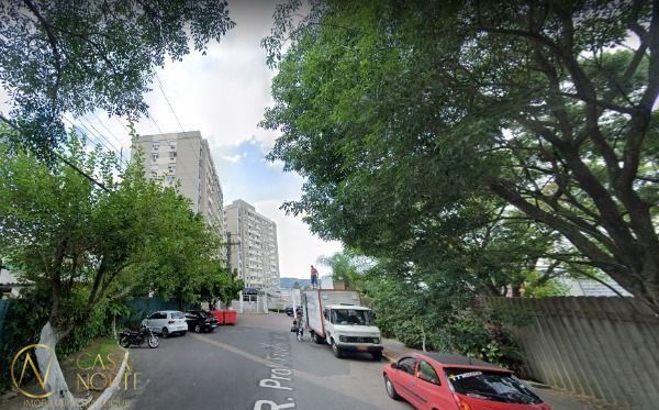 Box à venda , 12m², Rua Professor Freitas Cabral no bairro Jardim  Botânico em Porto Alegre