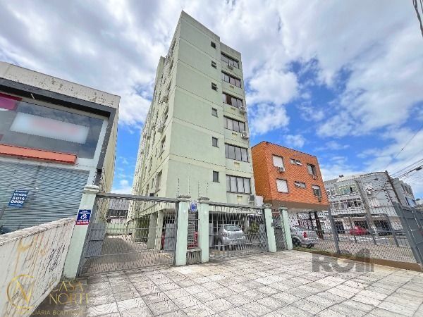 Apartamento à venda com 3 quartos, 78m², 1 suíte, 1 vaga, Avenida Doutor Carlos Barbosa no bairro Medianeira em Porto Alegre