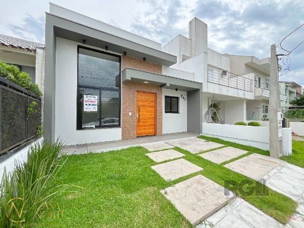 Casa à venda com 3 quartos, 93m², 1 suíte, 1 vaga, Rua Fernando Jorge Schneider no bairro Hípica em Porto Alegre
