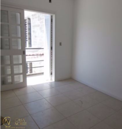 Casa de Condomínio à venda com 3 quartos, 170m², 2 suítes, 2 vagas, Rua São Leopoldo no bairro Vila Jardim em Porto Alegre