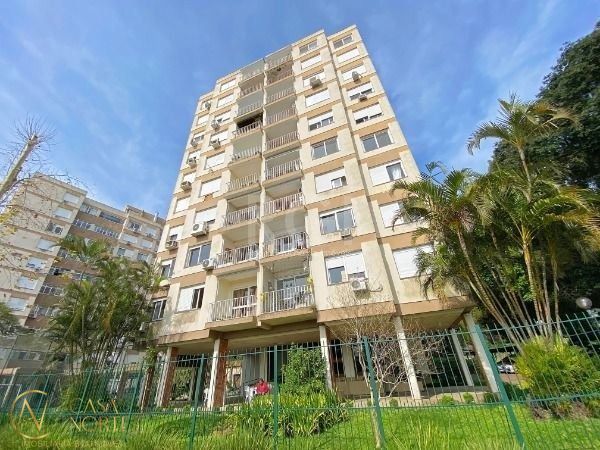 Apartamento à venda com 2 quartos, 83m², Avenida Guaiba no bairro Vila Assunção em Porto Alegre