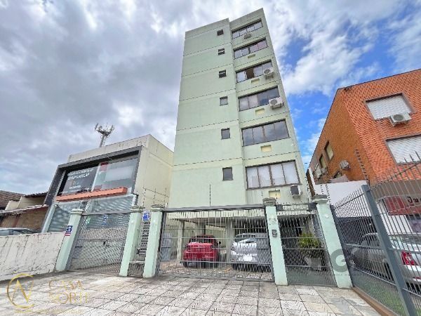 Apartamento à venda com 3 quartos, 78m², 1 suíte, 1 vaga, Avenida Doutor Carlos Barbosa no bairro Medianeira em Porto Alegre