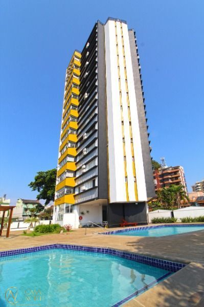 Apartamento à venda com 3 quartos, 165m², 1 suíte, 2 vagas, Rua Correa Lima no bairro Santa Tereza em Porto Alegre