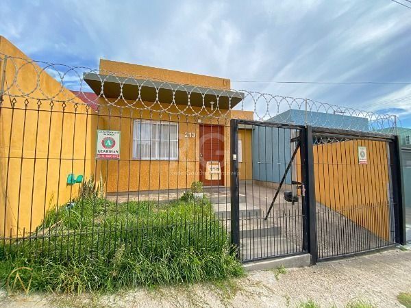 Casa à venda com 2 quartos, 57m², 1 vaga, Rua Hortencio Rodrigues Barbosa no bairro Campo Novo em Porto Alegre