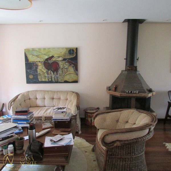 Casa à venda com 4 quartos, 340m², 2 suítes, 3 vagas, Rua Doutor Arnaldo da Silva Ferreira no bairro Jardim Isabel em Porto Alegre