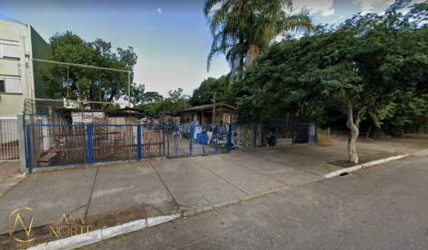 Terreno à venda  com 1468m², Rua Coronel Massot no bairro Cristal em Porto Alegre