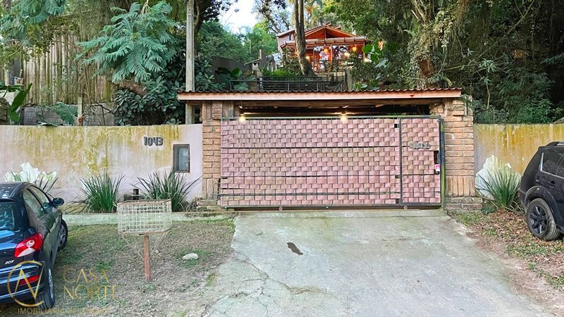 Casa à venda com 2 quartos, 140m², 2 suítes, 2 vagas, Avenida Beira Rio no bairro Belém Novo em Porto Alegre