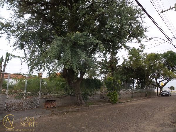 Terreno à venda  com 880m², Avenida Guaiba no bairro Ipanema em Porto Alegre