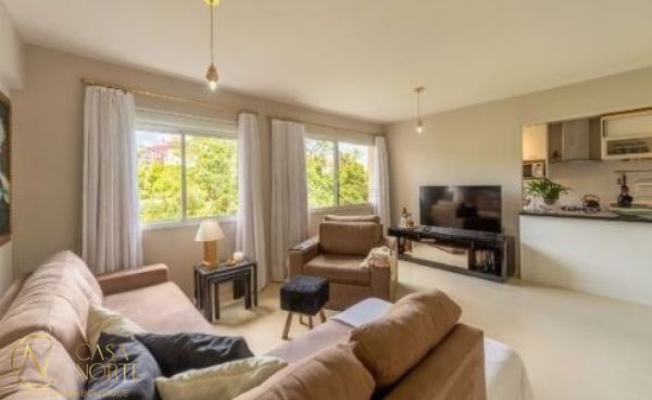 Apartamento à venda com 3 quartos, 66m², 1 suíte, 1 vaga, Avenida Bento Gonçalves no bairro Santo Antônio em Porto Alegre