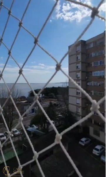 Apartamento à venda com 2 quartos, 83m², Avenida Guaiba no bairro Vila Assunção em Porto Alegre