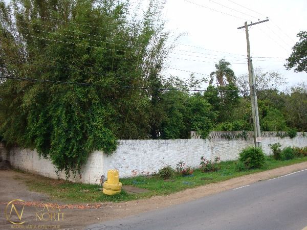 Terreno à venda  com 327m², Avenida do Lami no bairro Belém Novo em Porto Alegre