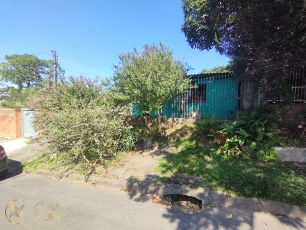 Casa à venda com 2 quartos, 60m², 1 vaga, Rua Oswaldo Olmiro Machado no bairro Ipanema em Porto Alegre