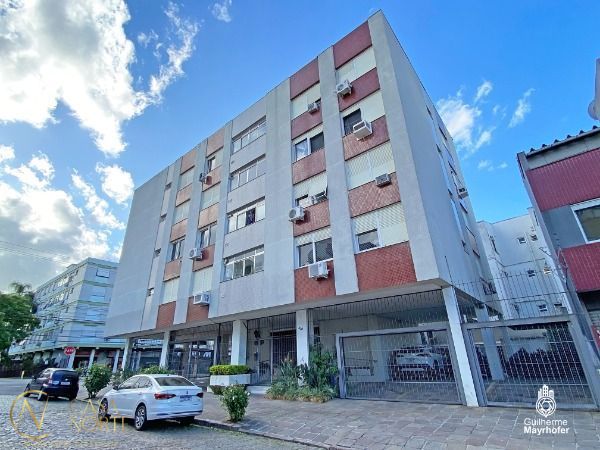 Apartamento à venda com 3 quartos, 102m², 1 suíte, 1 vaga, Rua Dezessete de Junho no bairro Menino Deus em Porto Alegre