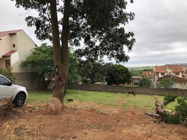 Terreno à venda  com 142m², Estrada Jorge Pereira Nunes no bairro Campo Novo em Porto Alegre