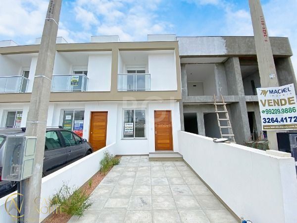 Casa à venda com 2 quartos, 90m², 2 suítes, 1 vaga, Rua Eroni Soares Machado no bairro Hípica em Porto Alegre