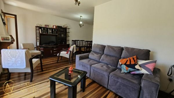 Casa de Condomínio à venda com 3 quartos, 110m², 1 suíte, 1 vaga, Avenida Edgar Pires de Castro no bairro Hípica em Porto Alegre