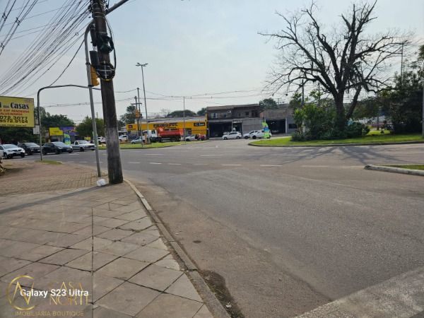 Casa à venda com 3 quartos, 300m², Avenida da Serraria no bairro Espírito Santo em Porto Alegre