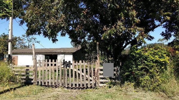 Terreno à venda  com 24793m², Avenida Edgar Pires de Castro no bairro Lami em Porto Alegre