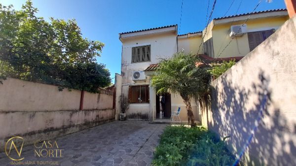 Casa à venda com 2 quartos, 68m², Rua Padre Valerio Alberton no bairro Hípica em Porto Alegre