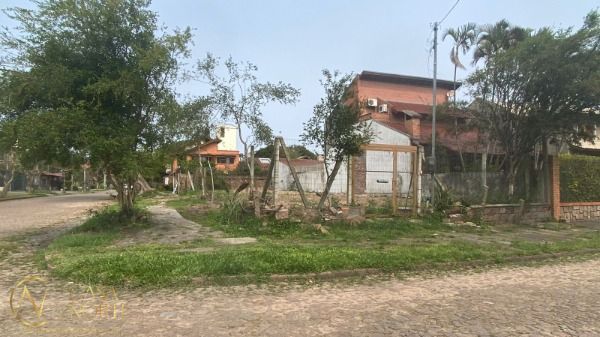 Terreno à venda  com 385m², Rua Otelo Rosa no bairro Ipanema em Porto Alegre