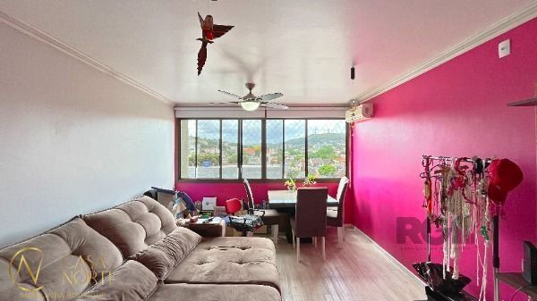Apartamento à venda com 3 quartos, 78m², 1 suíte, 1 vaga, Avenida Doutor Carlos Barbosa no bairro Medianeira em Porto Alegre