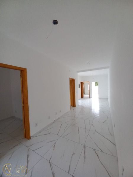 Casa à venda com 3 quartos, 77m², 1 suíte, 2 vagas, Avenida Heitor Vieira no bairro Belém Novo em Porto Alegre