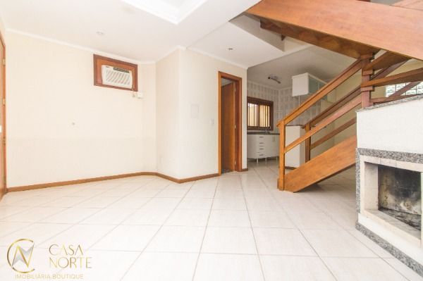 Casa de Condomínio à venda com 3 quartos, 165m², 1 suíte, 3 vagas, Imperial no bairro Ipanema em Porto Alegre