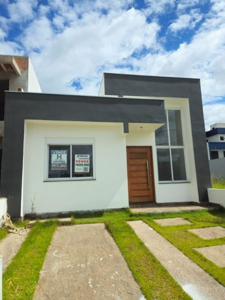 Casa à venda com 3 quartos, 110m², 1 suíte, 2 vagas, Avenida Edgar Pires de Castro no bairro Hípica em Porto Alegre