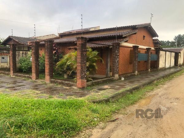 Casa à venda com 3 quartos, 150m², 1 suíte, 2 vagas, Rua Túnel Verde no bairro Ponta Grossa em Porto Alegre
