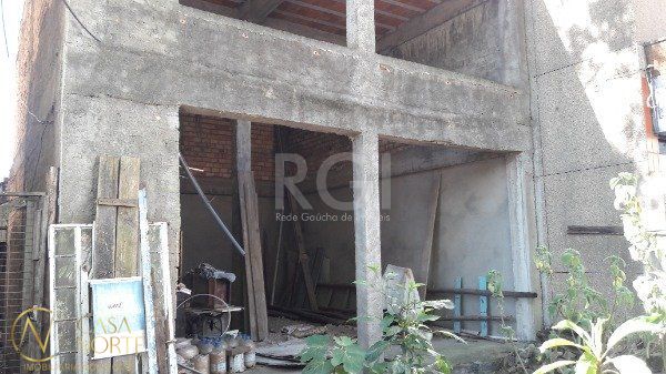 Terreno à venda  com 177m², Rua Doutor Armando Barbedo no bairro Tristeza em Porto Alegre