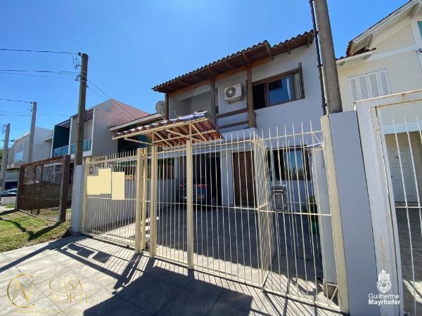 Casa à venda com 3 quartos, 128m², 1 suíte, 2 vagas, Vacaria no bairro Aberta dos Morros em Porto Alegre