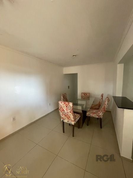 Casa à venda com 2 quartos, 63m², 1 vaga, Rua Delmar Kuhn no bairro Hípica em Porto Alegre