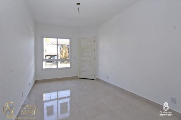 Casa à venda com 3 quartos, 73m², 1 suíte, 1 vaga, Rua Helio Felix Frey no bairro Espírito Santo em Porto Alegre
