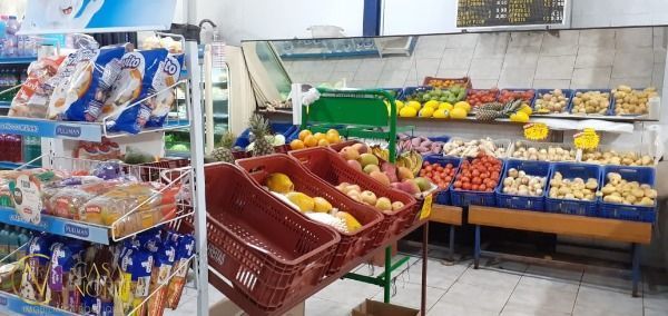 Prédio Comercial à venda , 250m², Estrada Cristiano Kraemer no bairro Vila Nova em Porto Alegre