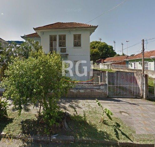 Terreno à venda  com 1306m², Rua José de Alencar no bairro Menino Deus em Porto Alegre