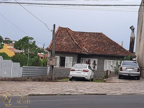 Terreno à venda  com 1089m², Avenida Professor Oscar Pereira no bairro Glória em Porto Alegre