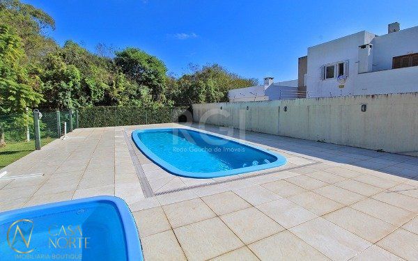 Terreno à venda , 140m², Rua Carlos Maximiliano Fayet no bairro Hípica em Porto Alegre