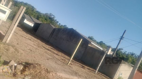 Terreno à venda  com 348m², Rua Stringhini no bairro Hípica em Porto Alegre