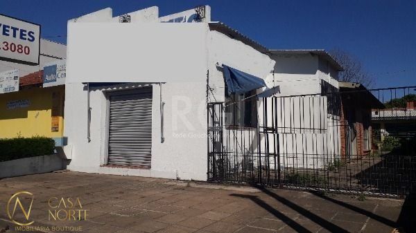 Terreno à venda  com 380m², Avenida Eduardo Prado no bairro Cavalhada em Porto Alegre