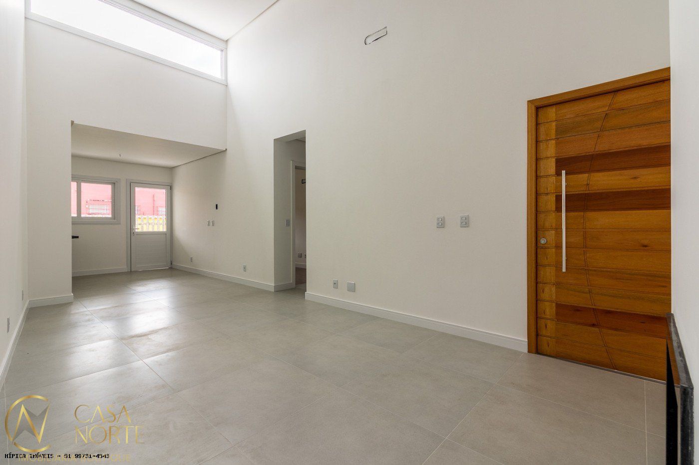 Casa à venda com 3 quartos, 108m², 1 suíte, 2 vagas, Rua Eroni Soares Machado no bairro Hípica em Porto Alegre