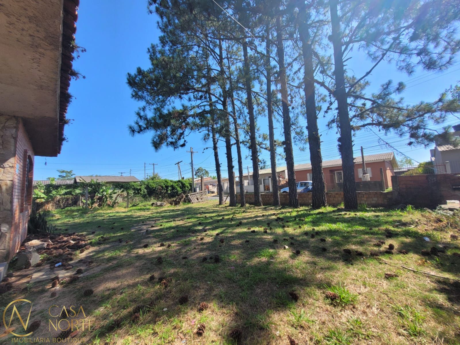 Terreno à venda  com 770m², Rua Mercedes Azzolini no bairro Ponta Grossa em Porto Alegre