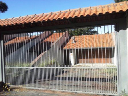 Casa à venda com 4 quartos, 517m², 4 suítes, 2 vagas, Avenida Arlindo Pasqualini no bairro Jardim Isabel em Porto Alegre