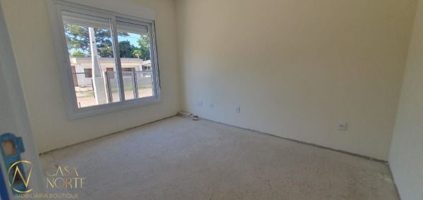 Casa de Condomínio à venda com 2 quartos, 70m², 2 vagas, Rua Criciuma no bairro Guarujá em Porto Alegre