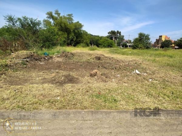 Terreno à venda  com 210m², Rua Jorge Oscar Gay da Fonseca no bairro Espírito Santo em Porto Alegre