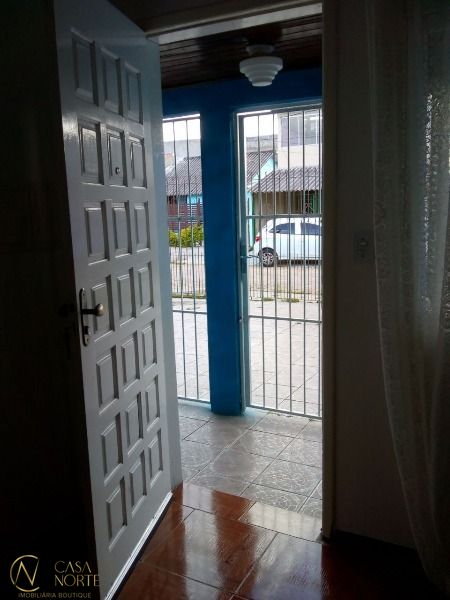 Casa à venda com 3 quartos, 92m², 2 vagas, Acesso G no bairro Restinga em Porto Alegre